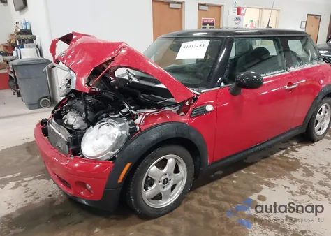 2009 Mini Cooper z USA, uszkodzony, nr VIN WMWMF33539TU72789